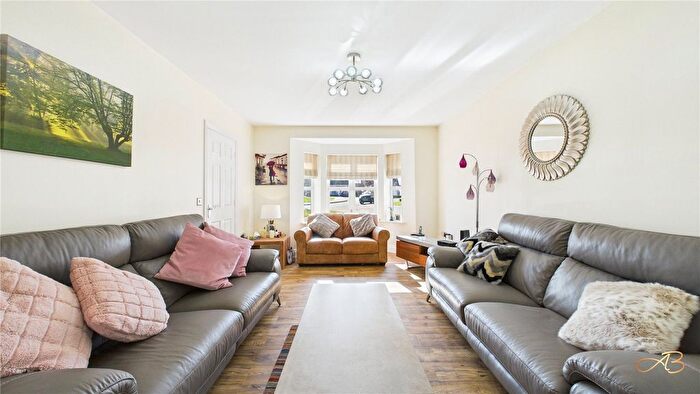 5 Bedroom Detached House For Sale In Harpers Green, Norton, TS20