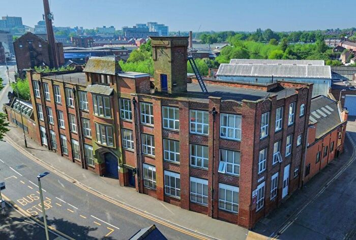 1 Bedroom Flat To Rent In Northbridge Apartments, Woodgate, Leicester, LE3