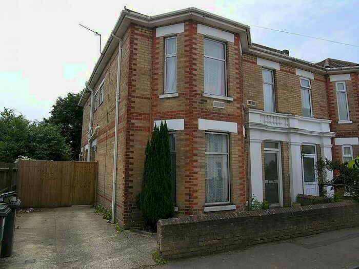 5 Bedroom House To Rent In Bedroom Semi Detached House In Charminster, BH8