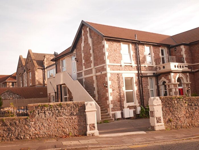 2 Bedroom Flat To Rent In Albert Quadrant, Weston-Super-Mare, BS23