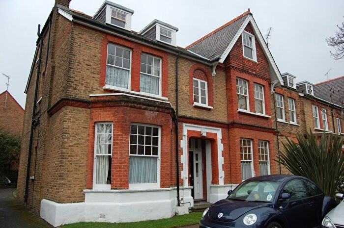 Studio For Sale In Culmington Road, Ealing, London, W13