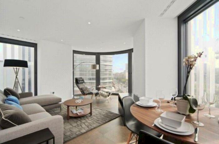 2 Bedroom Flat To Rent In City Road, Old Street, London, EC1V