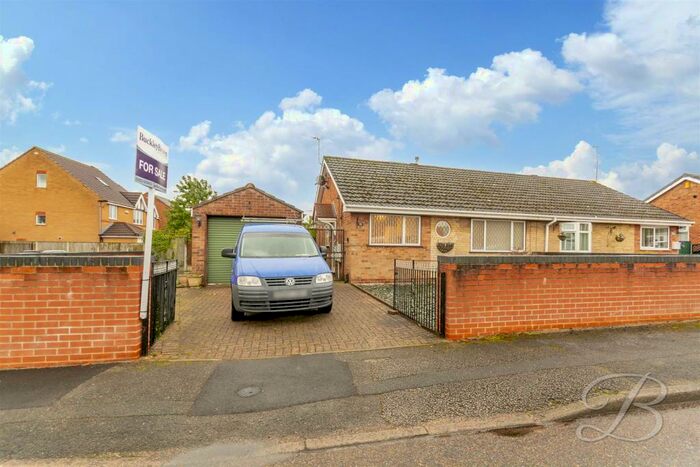 2 Bedroom Semi-Detached Bungalow For Sale In Egham Close, Rainworth, Mansfield, NG21