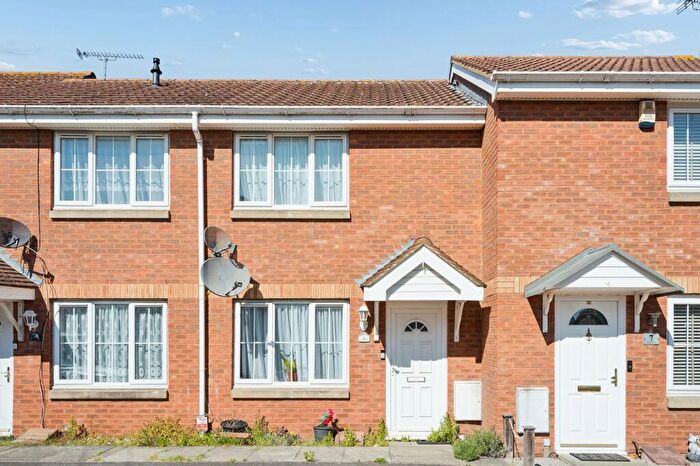 2 Bedroom Terraced House For Sale In Formby Close, Langley, SL3