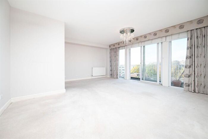 3 Bedroom Apartment For Sale In Blair Court, St John's Wood, NW8