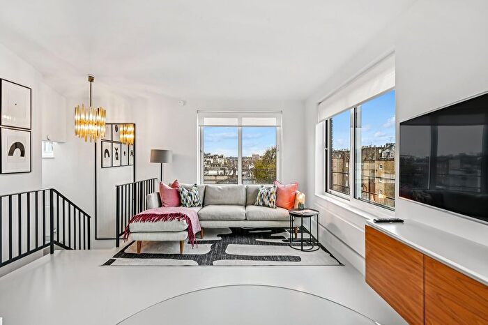 2 Bedroom Flat For Sale In Pont Street, Knightsbridge, SW1X