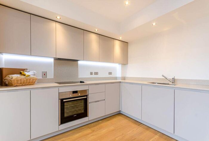 1 Bedroom Flat For Sale In Lyon Road, Harrow, HA1