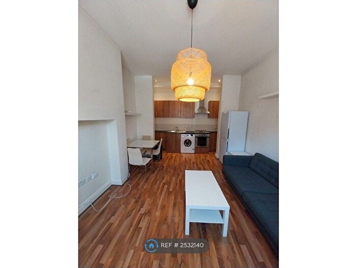 1 Bedroom Flat To Rent In West Street, London, E11