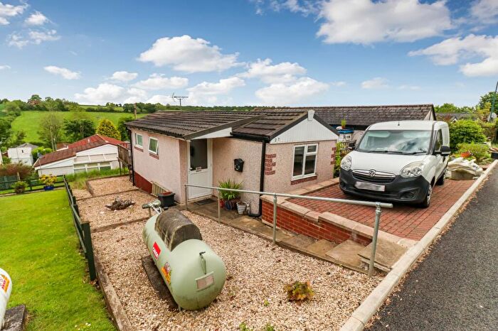 1 Bedroom Detached House For Sale In Old Sax Lane, Chartridge, Chesham, Buckinghamshire, HP5