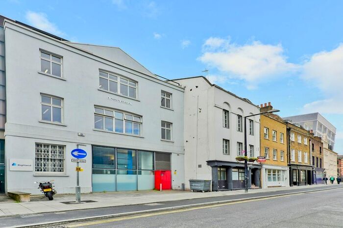 2 Bedroom Flat To Rent In Union Street, London, SE1