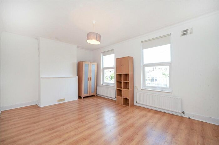 1 Bedroom Apartment To Rent In Denzil Road, London, NW10