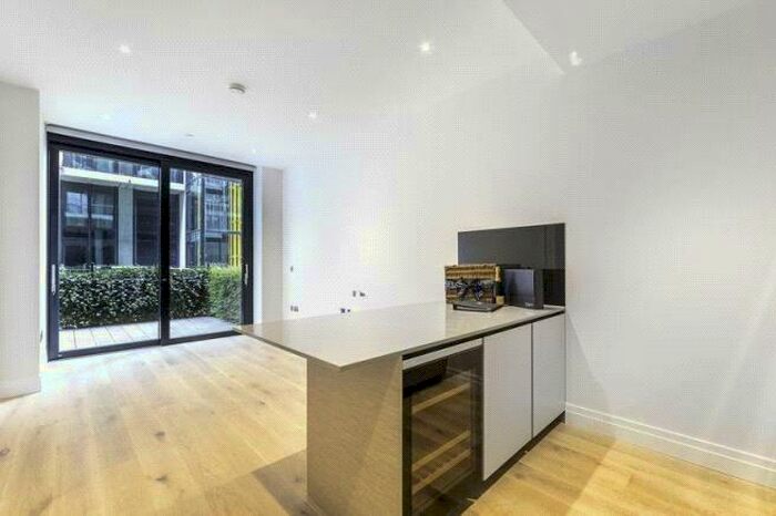 2 Bedroom Duplex To Rent In Riverlight Quay, Nine Elms, London, SW11
