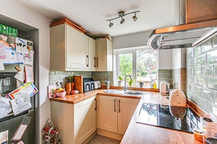 2 Bedroom Maisonette To Rent In Delagarde Road, Westerham, TN16