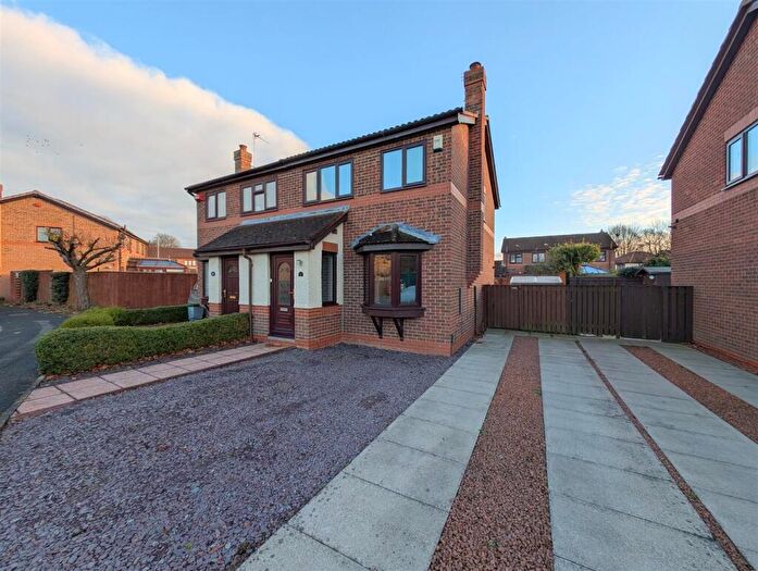 3 Bedroom Semi-Detached House To Rent In Westpark Drive, Darlington, DL3