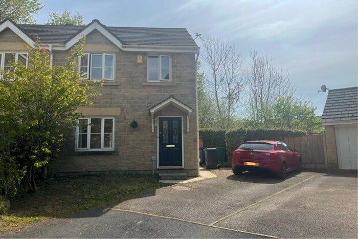 3 Bedroom Semi-Detached House To Rent In Montfield Hey, Nelson, BB9