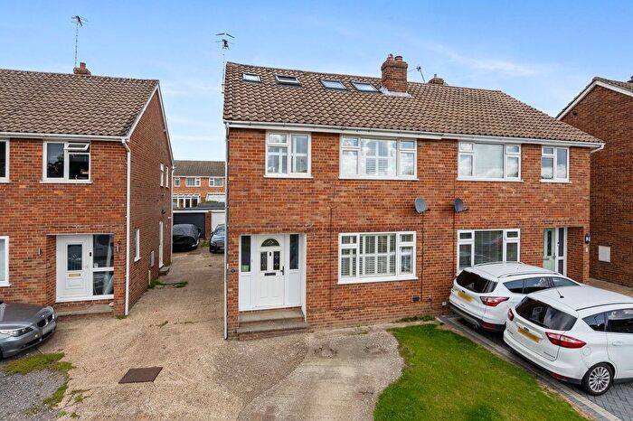 4 Bedroom Semi-Detached House For Sale In Westway, Copthorne, RH10