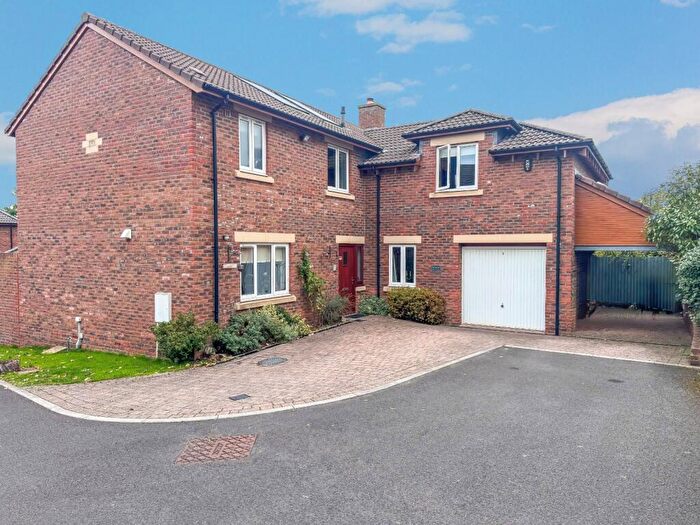 4 Bedroom Detached House For Sale In Applehayes Rise, Easton-in-Gordano, Bristol, Somerset, BS20