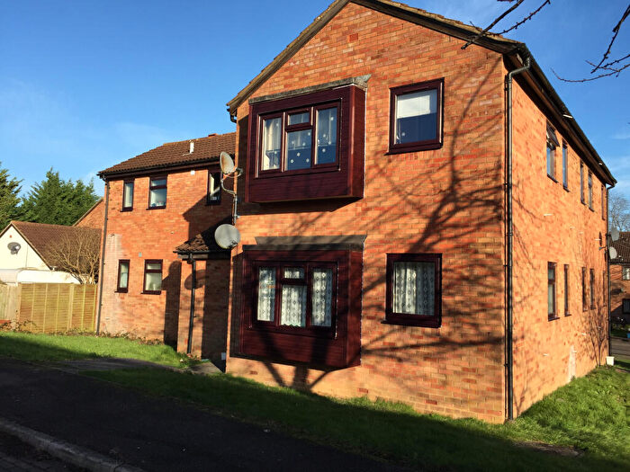Studio To Rent In Haldene, Two Mile Ash, MK8