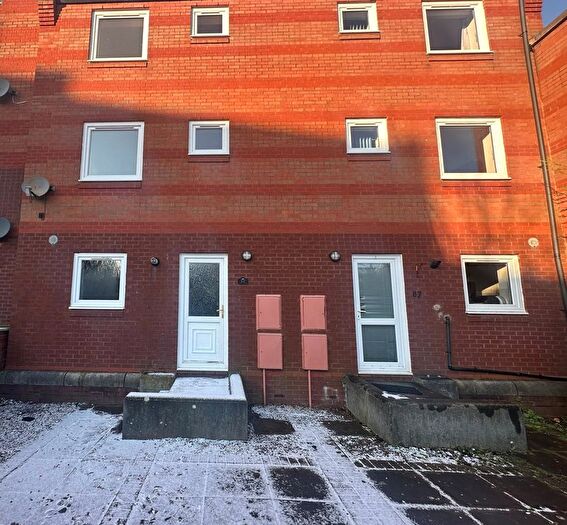 3 Bedroom Town House To Rent In Princes Reach, Ashton-On-Ribble, Preston, PR2