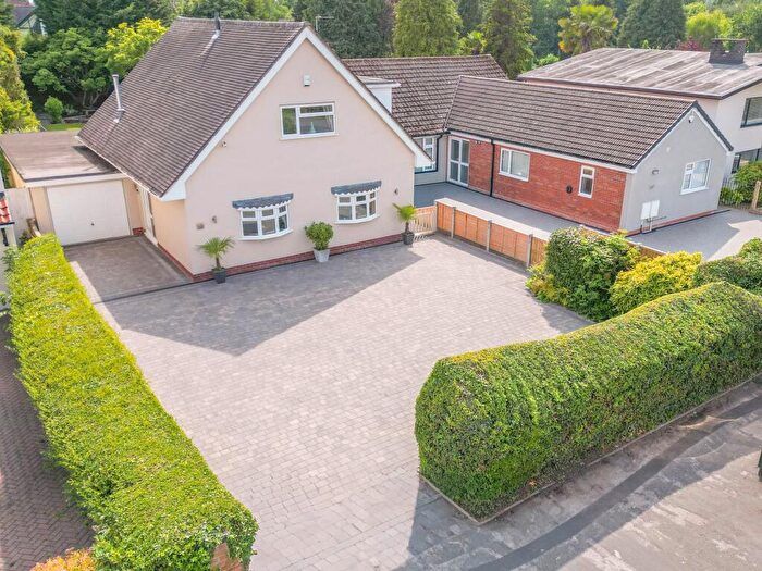 5 Bedroom Detached House For Sale In Lutterworth Road, Nuneaton, CV11