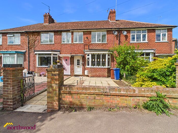 3 Bedroom Terraced House To Rent In Ruscote Avenue, Banbury, OX16