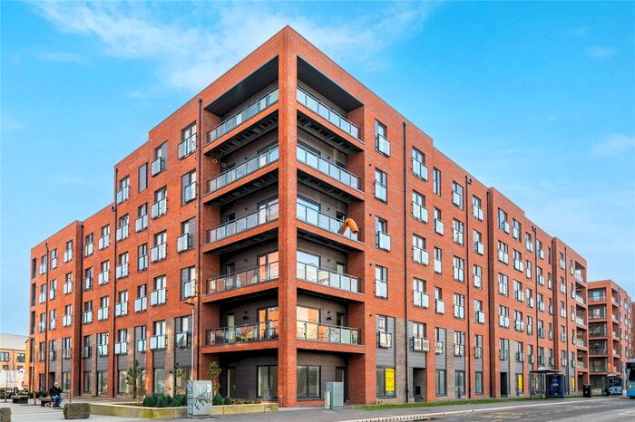 3 Bedroom Flat To Rent In Flat, Ocean Drive, Edinburgh, Midlothian, EH6