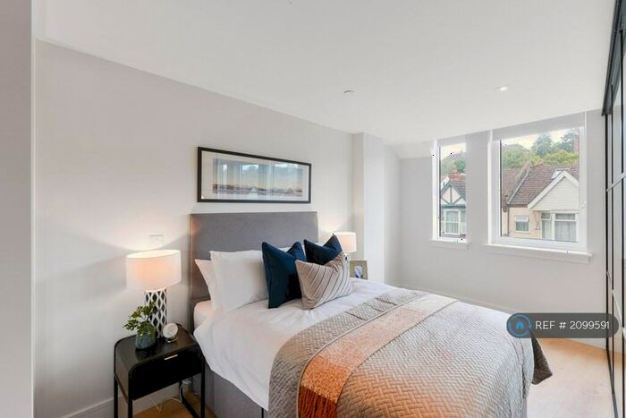 Studio To Rent In Capella Court, Purley, CR8