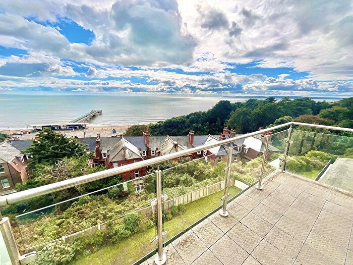 2 Bedroom Flat For Sale In Boscombe Spa Road, Bournemouth, BH5