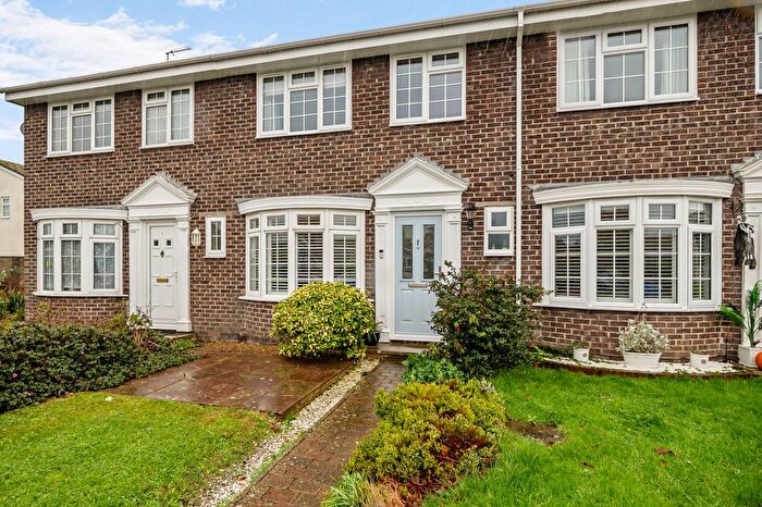 3 Bedroom Terraced House For Sale In Westminster Drive, Aldwick, Bognor Regis, PO21
