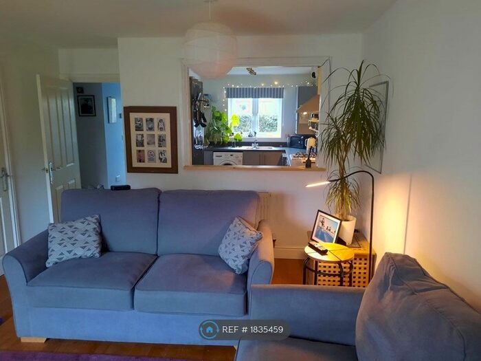 3 Bedroom Semi-Detached House To Rent In Yorkley Road, Cheltenham, GL52