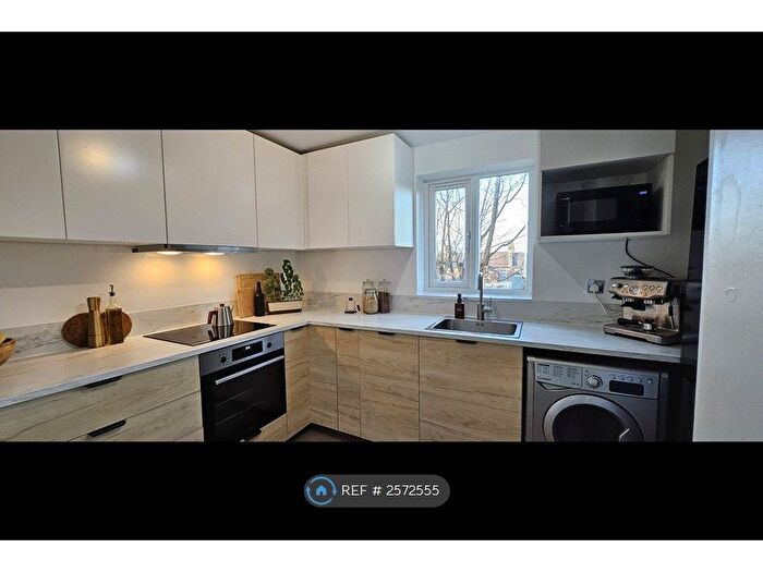 1 Bedroom Flat To Rent In Charlton, London, SE7