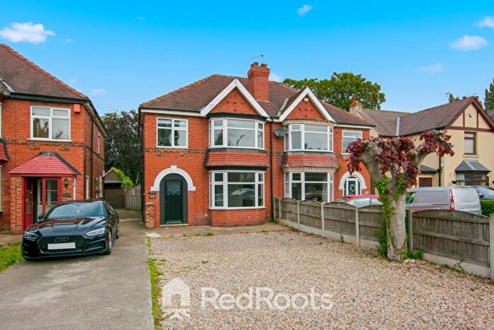 3 Bedroom Semi Detached House For Sale In Sprotbrough Road, Doncaster, DN5