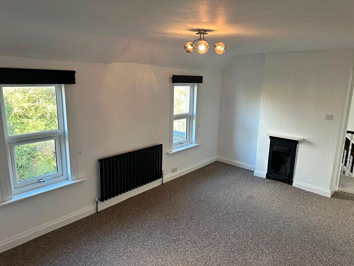 2 Bedroom Cottage To Rent In Windmill Avenue, Ramsgate, CT12