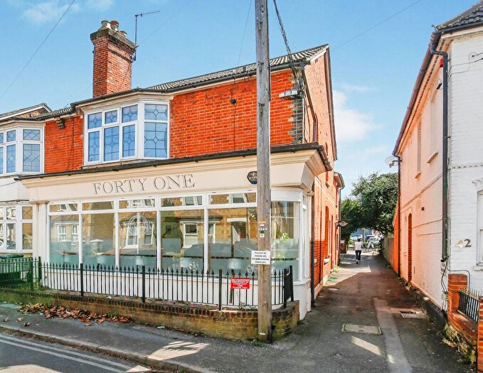 1 Bedroom Maisonette To Rent In Church Road, Guildford, GU1