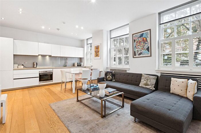 2 Bedroom Flat To Rent In Lowndes Square, Knightsbridge, London, SW1X