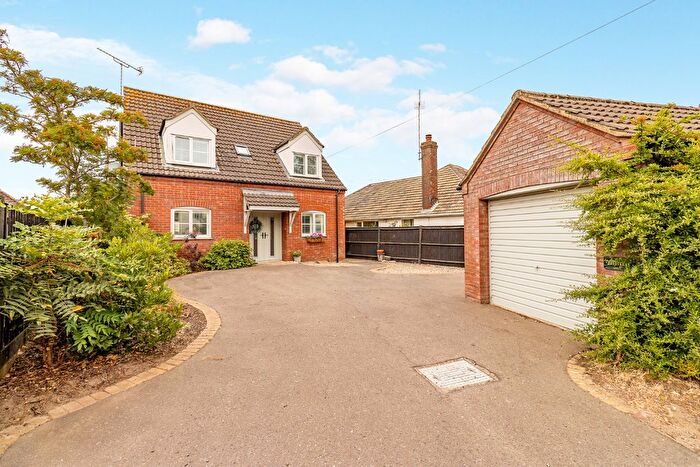 3 Bedroom Chalet For Sale In Thorpland Road, Fakenham, NR21