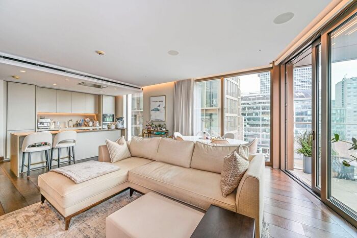 2 Bedroom Flat For Sale In Kings Gate Walk, Victoria, London, SW1E
