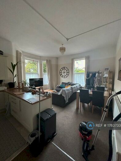1 Bedroom Flat To Rent In Ashburton Road, Prenton, CH43