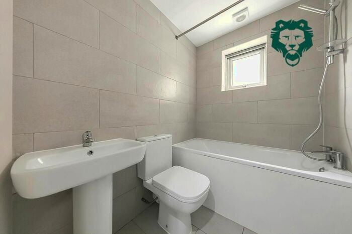 2 Bedroom Flat To Rent In North Birkbeck Road, London, E11