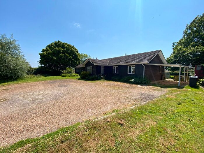 4 Bedroom Bungalow To Rent In Biddenden, Ashford, TN27