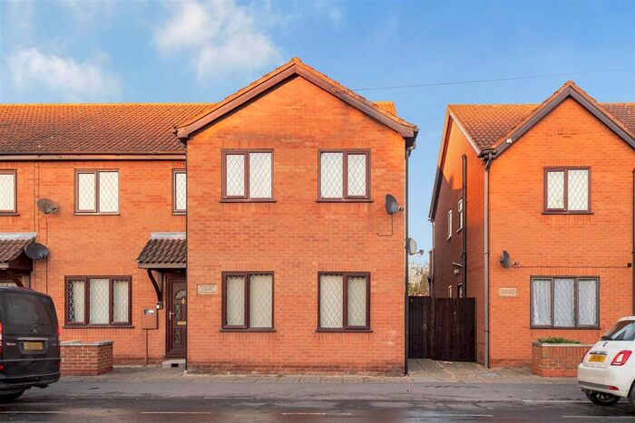 1 Bedroom Flat For Sale In Bridge Road, Sutton Bridge, Spalding, PE12