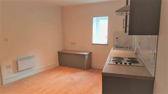 2 Bedroom Flat To Rent In Abbey Street, Nuneaton, CV11