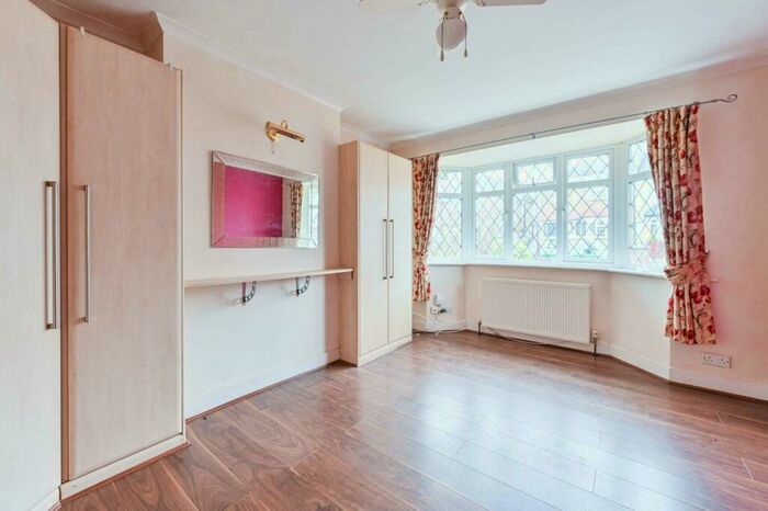 3 Bedroom Bungalow To Rent In Boleyn Drive, Eastcote, Ruislip, HA4