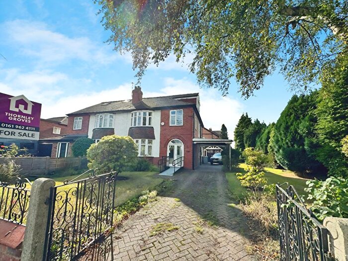 4 Bedroom Semi-Detached House For Sale In Northenden Road, Sale, Greater Manchester, M33