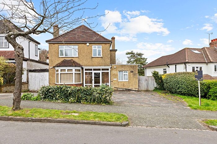 5 Bedroom Detached House For Sale In Onslow Gardens, South Croydon, CR2