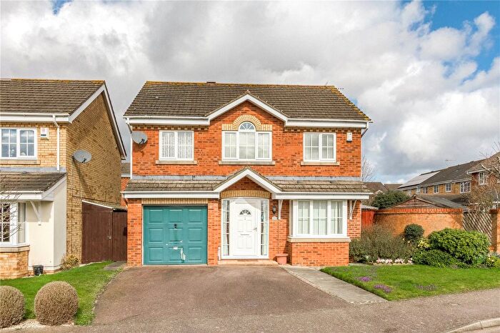 4 Bedroom Detached House For Sale In Breezehill, Wootton, Northampton, Northamptonshire, NN4