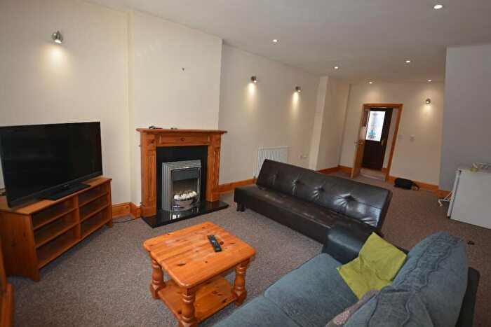1 Bedroom Flat To Rent In A Gateford Road, Worksop, S81