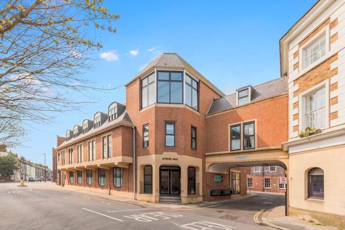 Apartment To Rent In Friars Walk, BN7