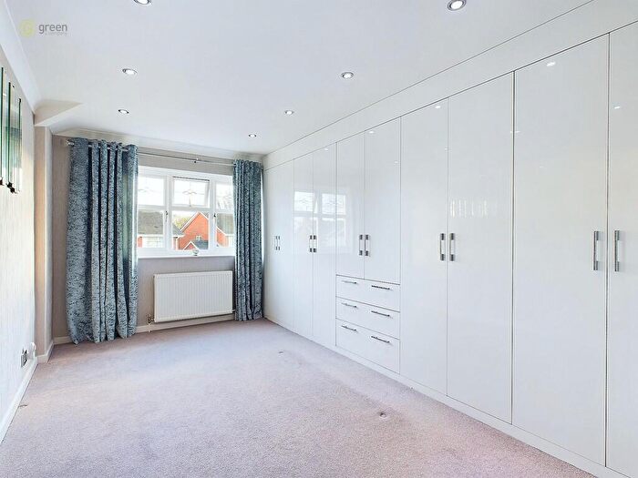 5 Bedroom Detached House For Sale In Newmarsh Road, Minworth, B76