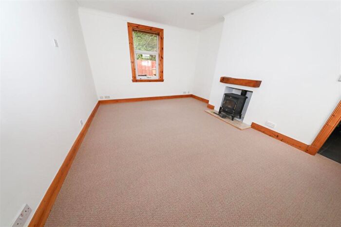 2 Bedroom Cottage For Sale In Roadmans Cottage, Glenrothes, KY7